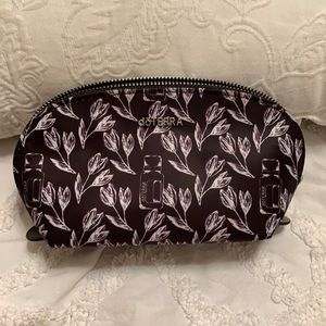 DŌTERRA Chalk Emerald Case (Limited Edition)